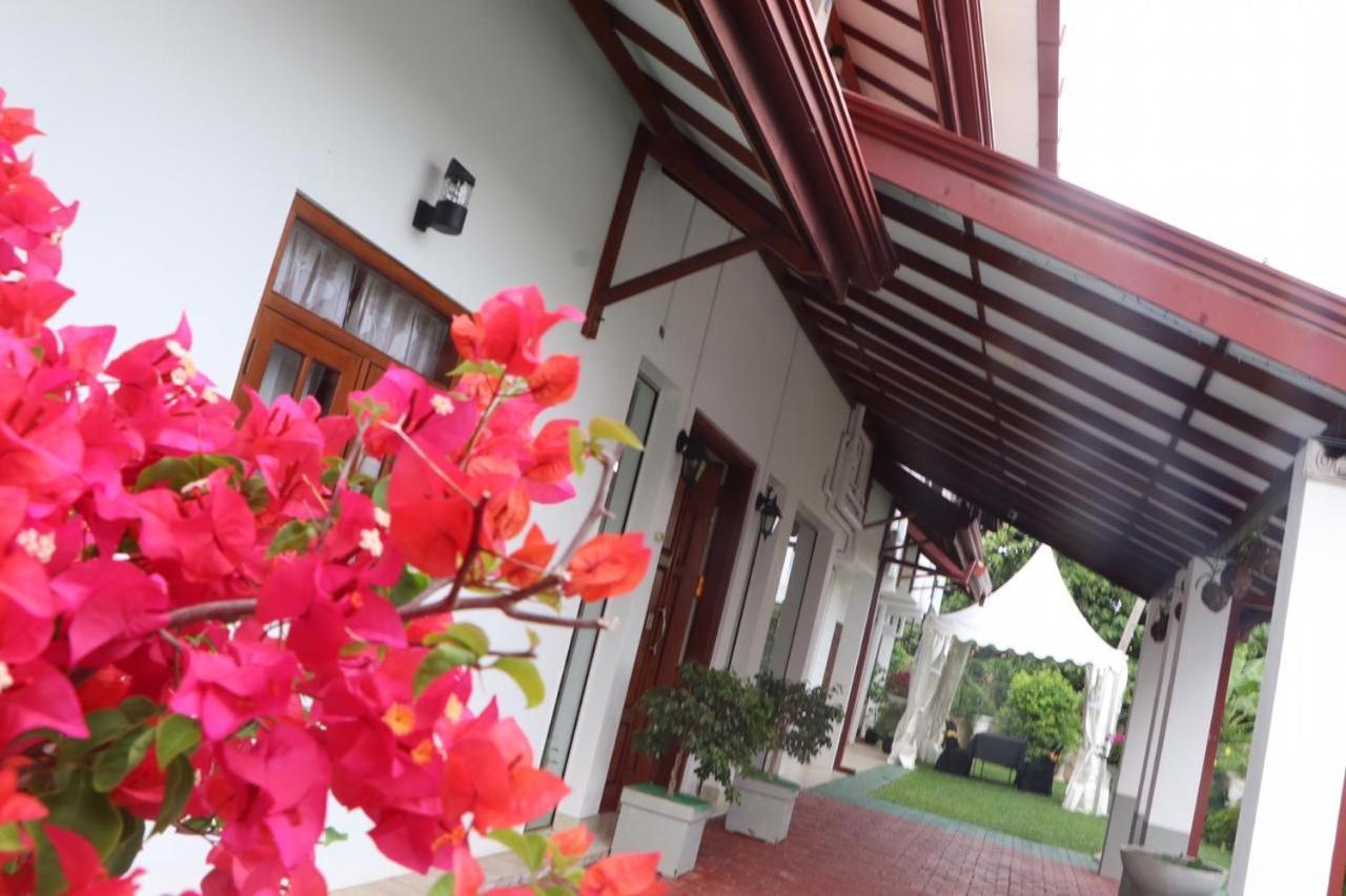Ryan Residence & Restaurant Negombo Dış mekan fotoğraf